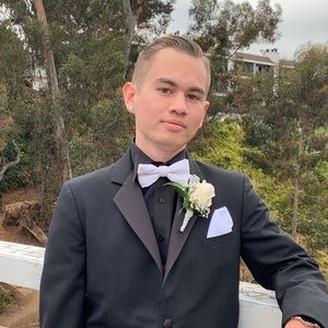 Meet your Posher, Kyle